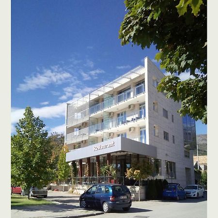 Sesto Senso Otel Trebin Dış mekan fotoğraf